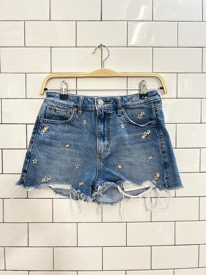 ae flower embroidered denim mom cut off shorts - good market thrift store