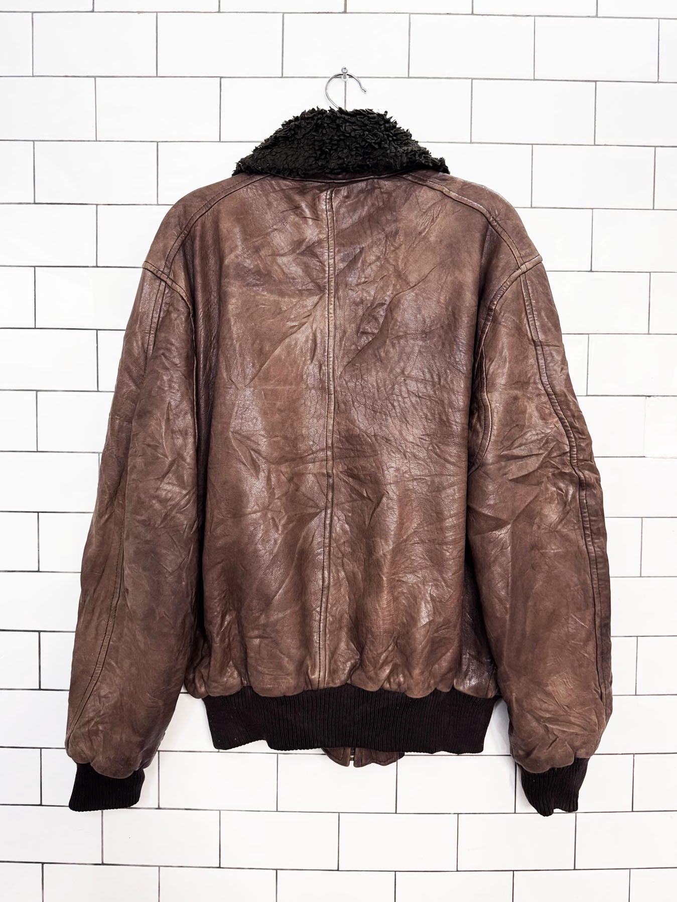vintage wilsons butter leather faux fur collar bomber jacket | removable collar | lambskin