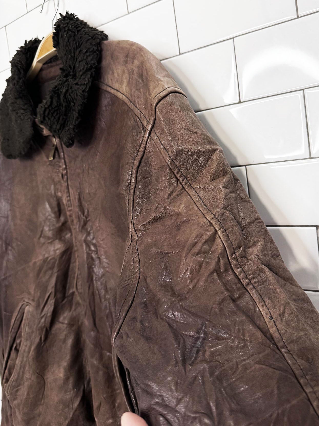 vintage wilsons butter leather faux fur collar bomber jacket | removable collar | lambskin