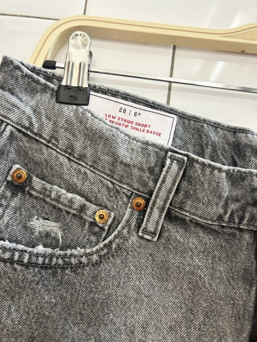 nwt gap low stride denim cut off shorts - good market thrift store