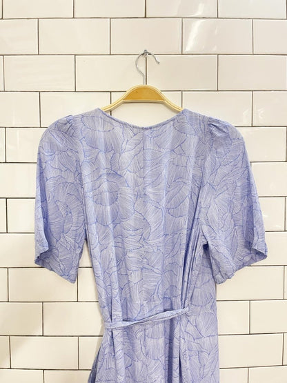 gap floral wrap midi dress - good market thrift store