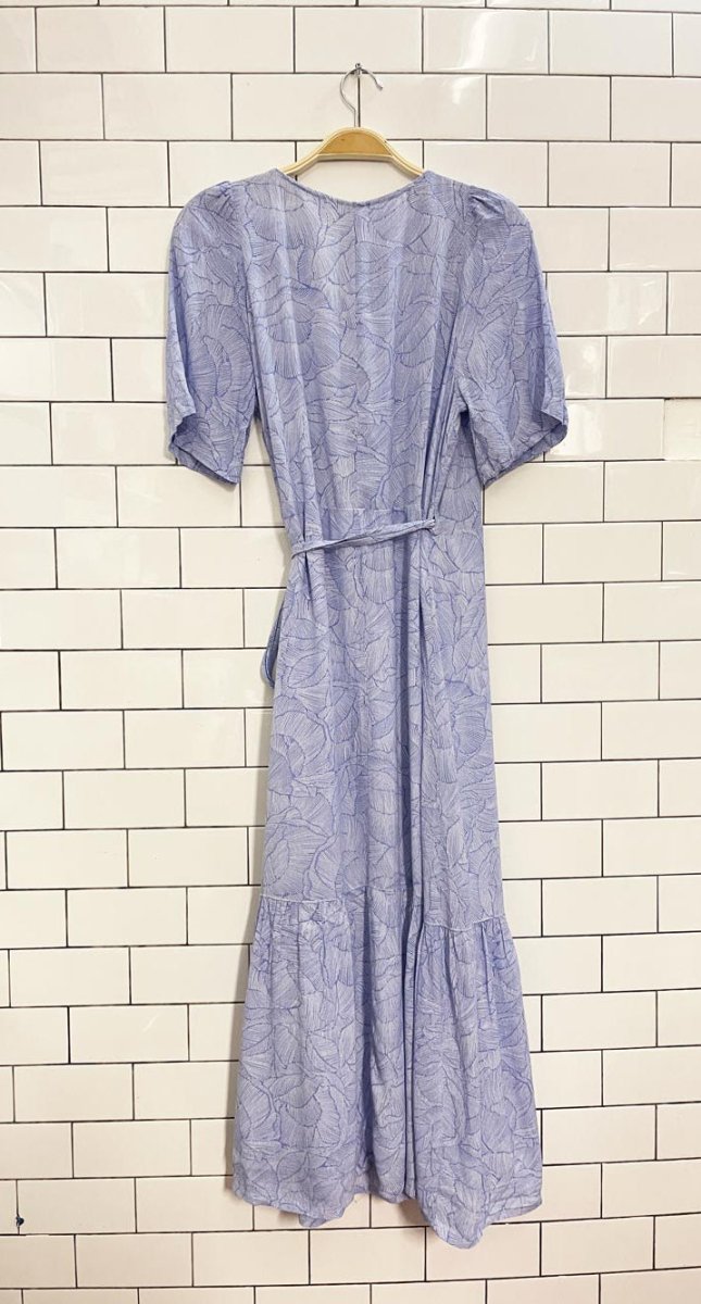 gap floral wrap midi dress - good market thrift store