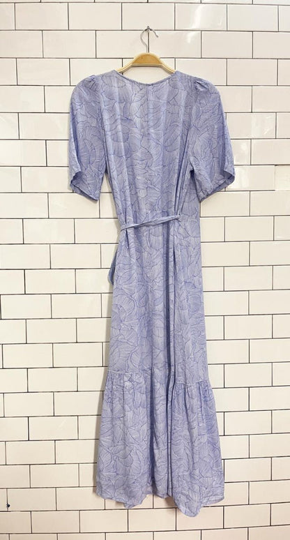 gap floral wrap midi dress - good market thrift store