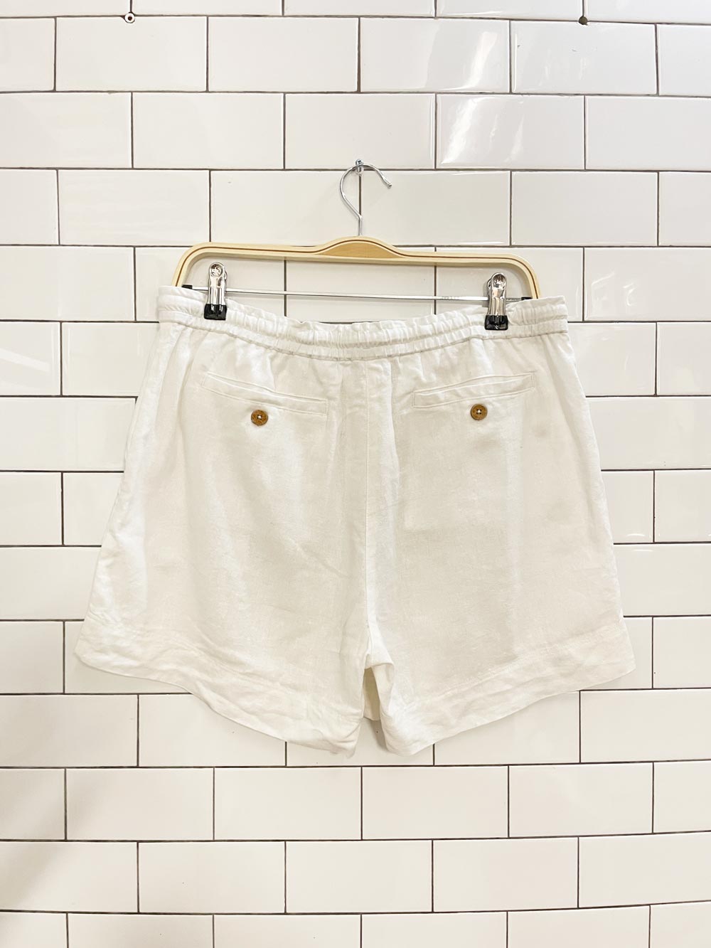white linen casual drawstring short - good market thrift store
