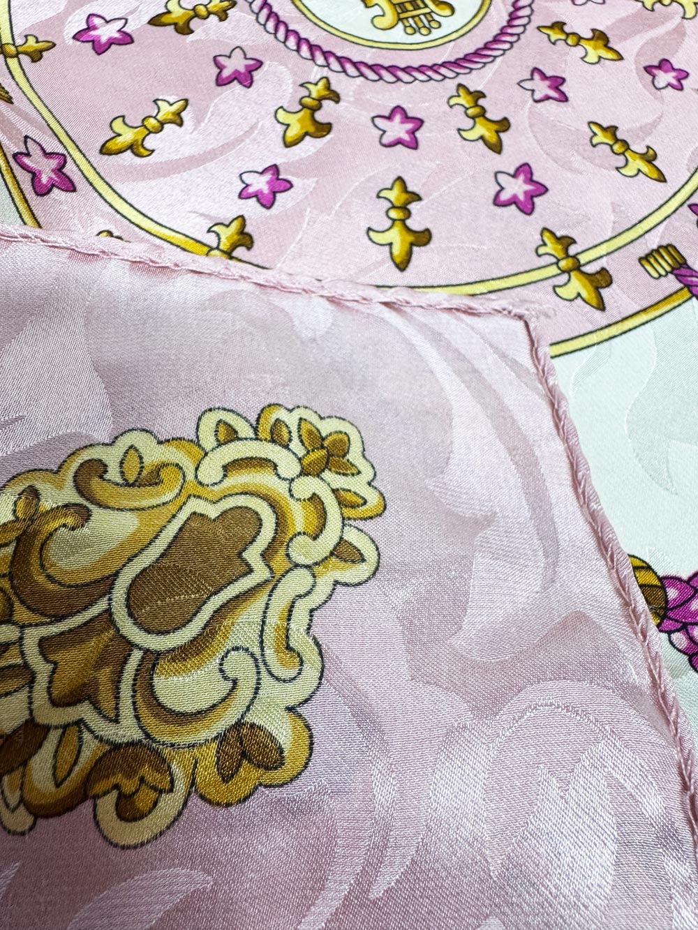 vintage azalea bellagio 100% silk keys + tassels jacquard xl square scarf | made in Italy
