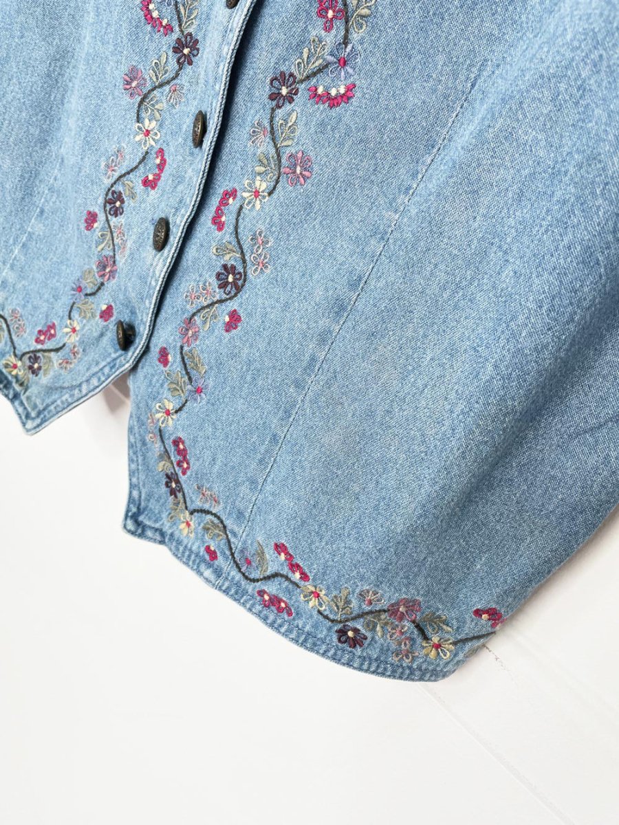 vintage 90s northern treasures floral embroidered denim vest - good market thrift store