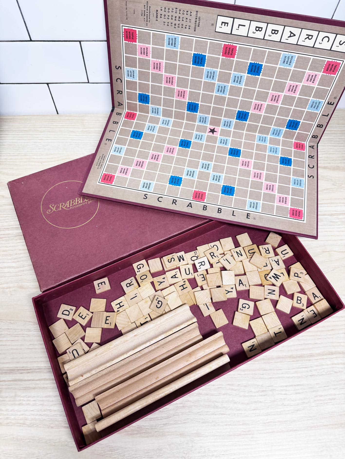 vintage 80s selchow & righter wooden tile scrabble complete game set