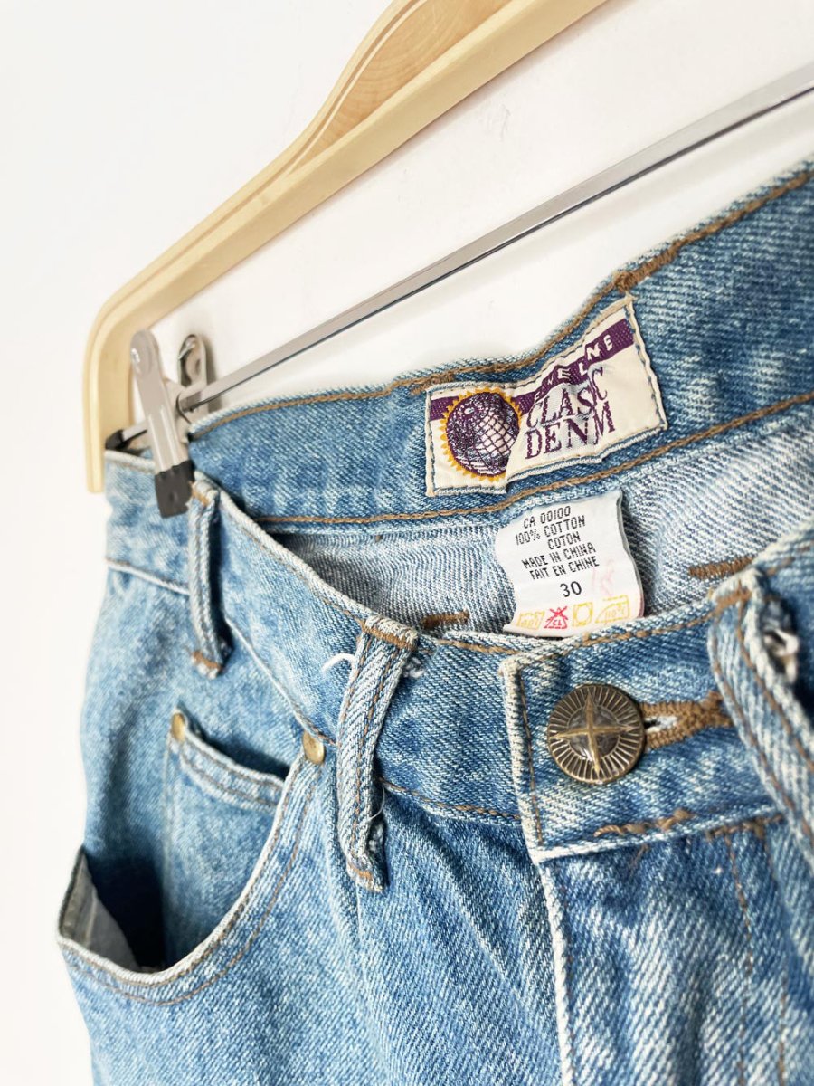 vintage 90s fine line pleated long denim shorts - good market thrift store