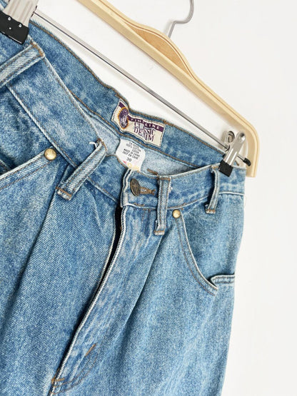 vintage 90s fine line pleated long denim shorts - good market thrift store