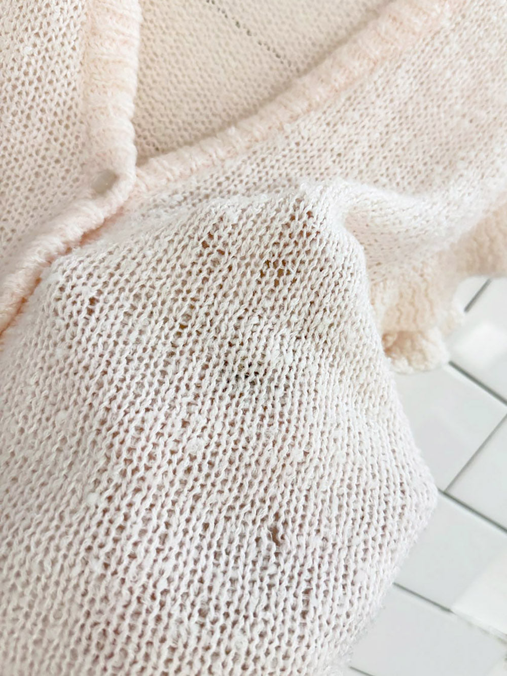 vintage ruffle shoulder full pearl button knit vest