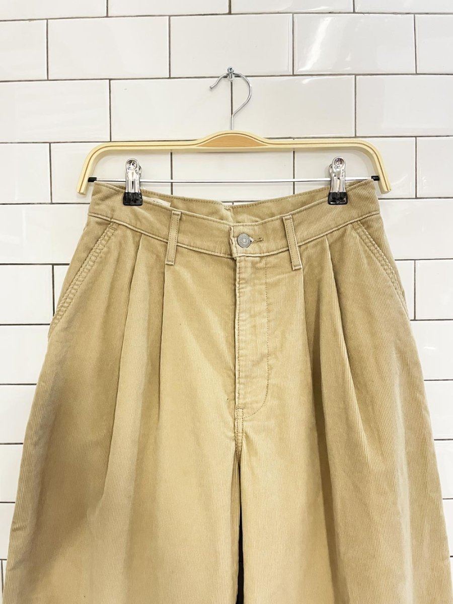 levi's pleated corduroy wide leg crop pants - good market thrift store