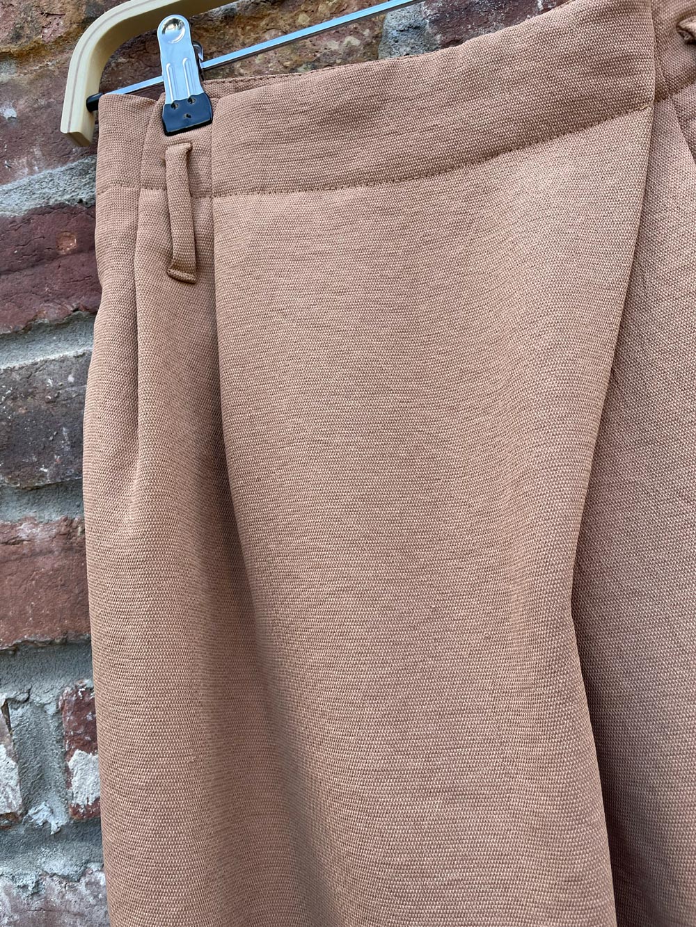 wilfred delacour crossover pleated trouser