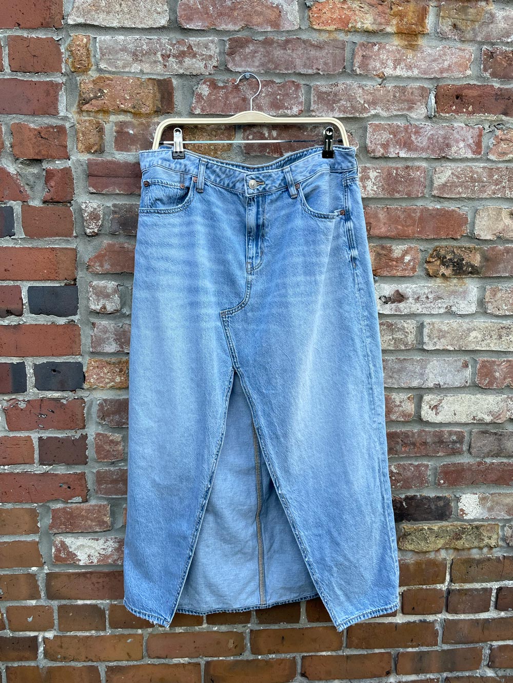 american eagle low rise maxi skirt