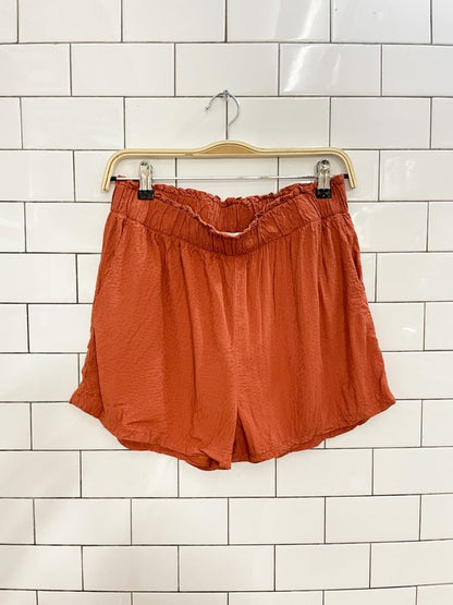 dailystory textured short - good market thrift store