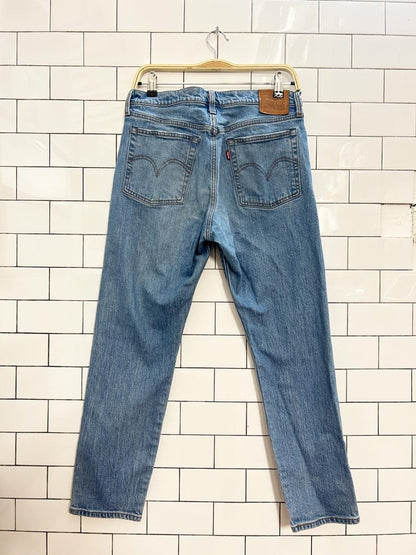 levi's wedgie straight jeans - good market thrift store