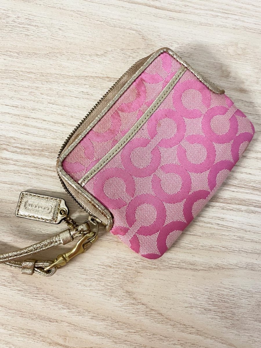vintage 00s coach poppy monogram wristlet - good market thrift store