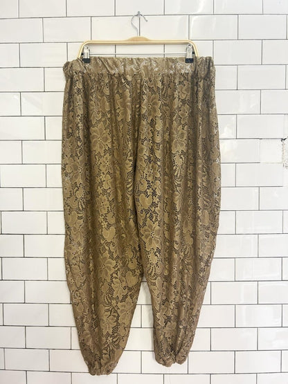 lace mesh balloon leg pants - good market thrift store