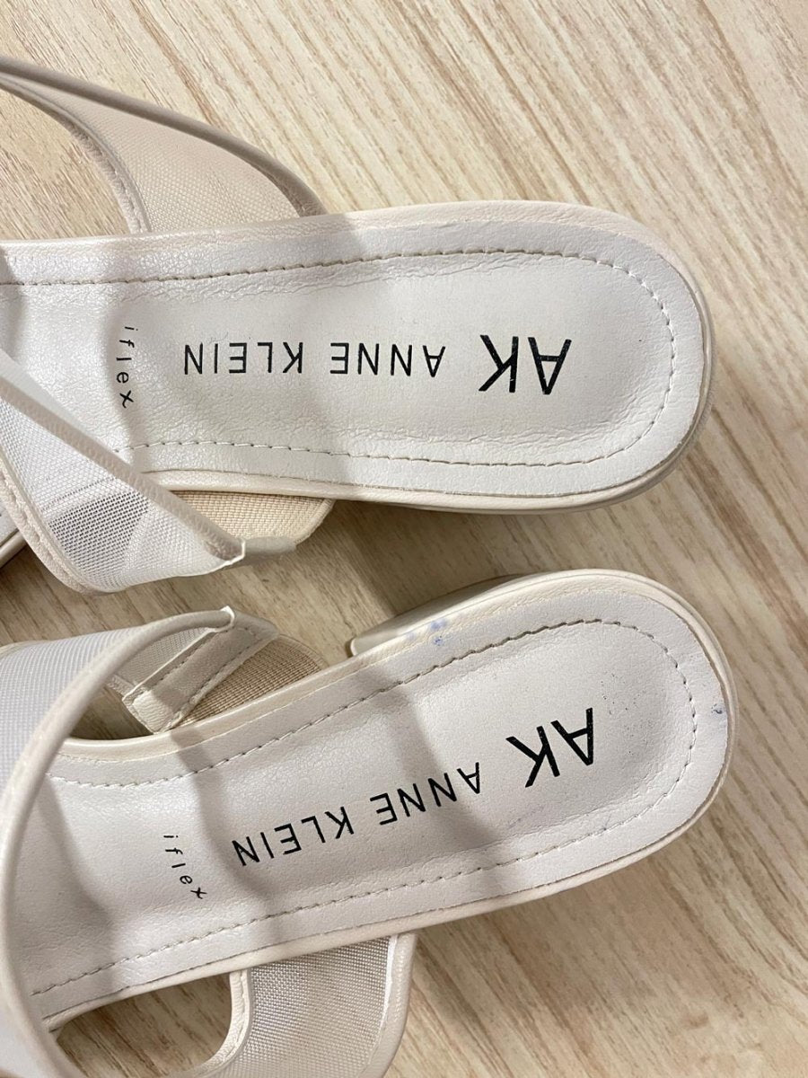 y2k anne klein mesh low heel sandal - good market thrift store
