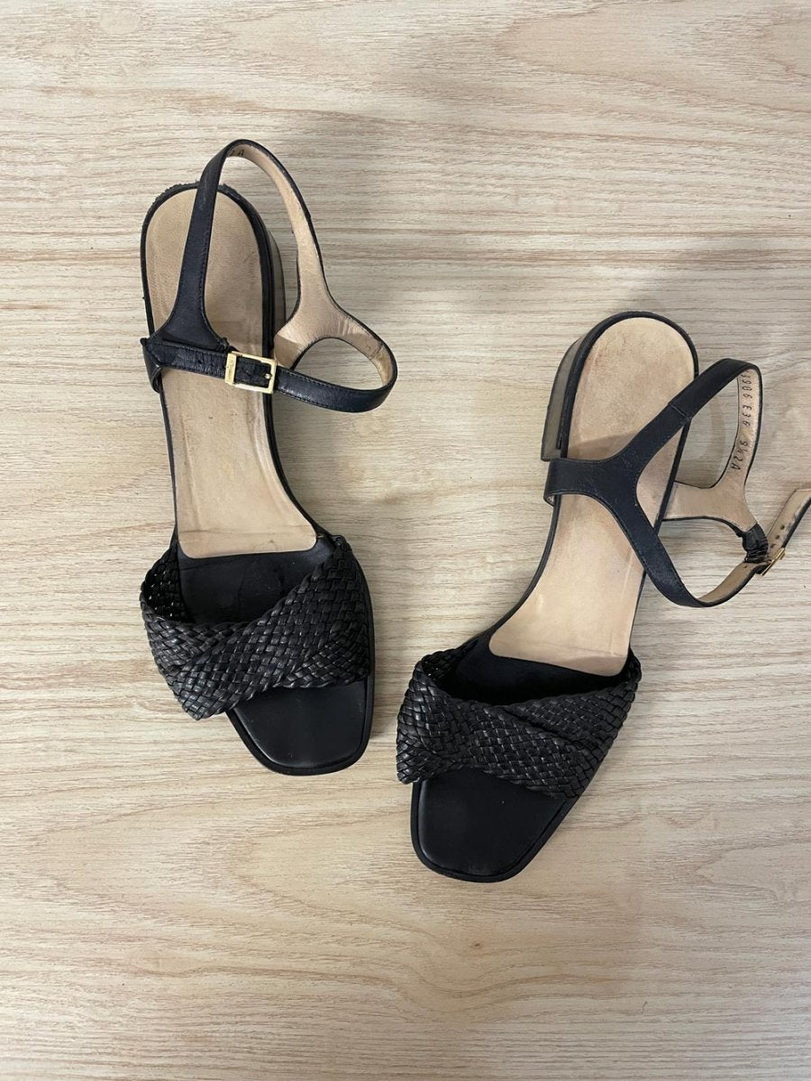salvatore ferragamo low heel leather sandals - good market thrift store