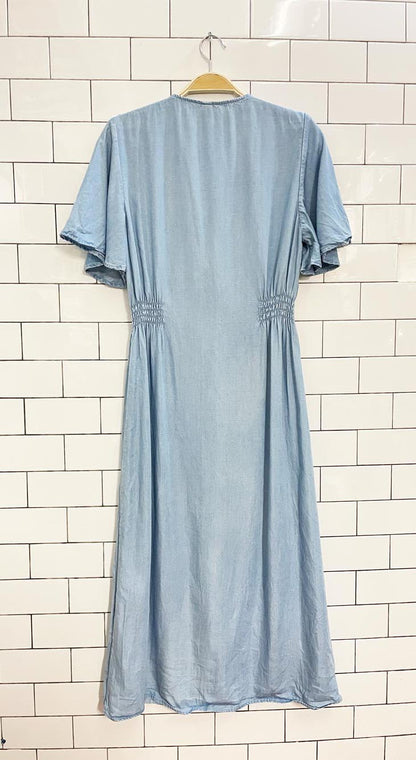 zara chambray button down midi dress - good market thrift store