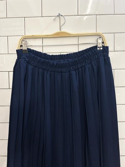 vintage pleated midi/maxi skirt - good market thrift store