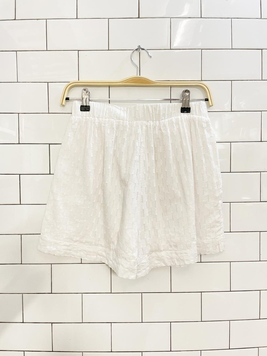 commense eyelet lounge short - good market thrift store