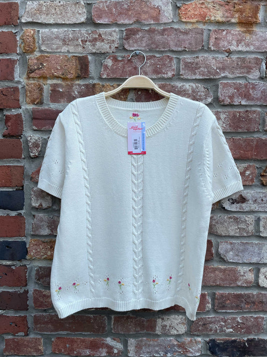 vintage embroidered flowers ss knit tee