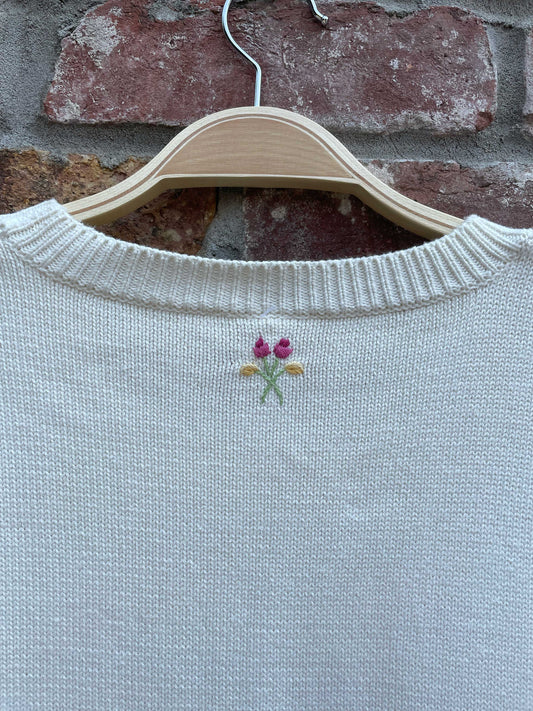 vintage embroidered flowers ss knit tee