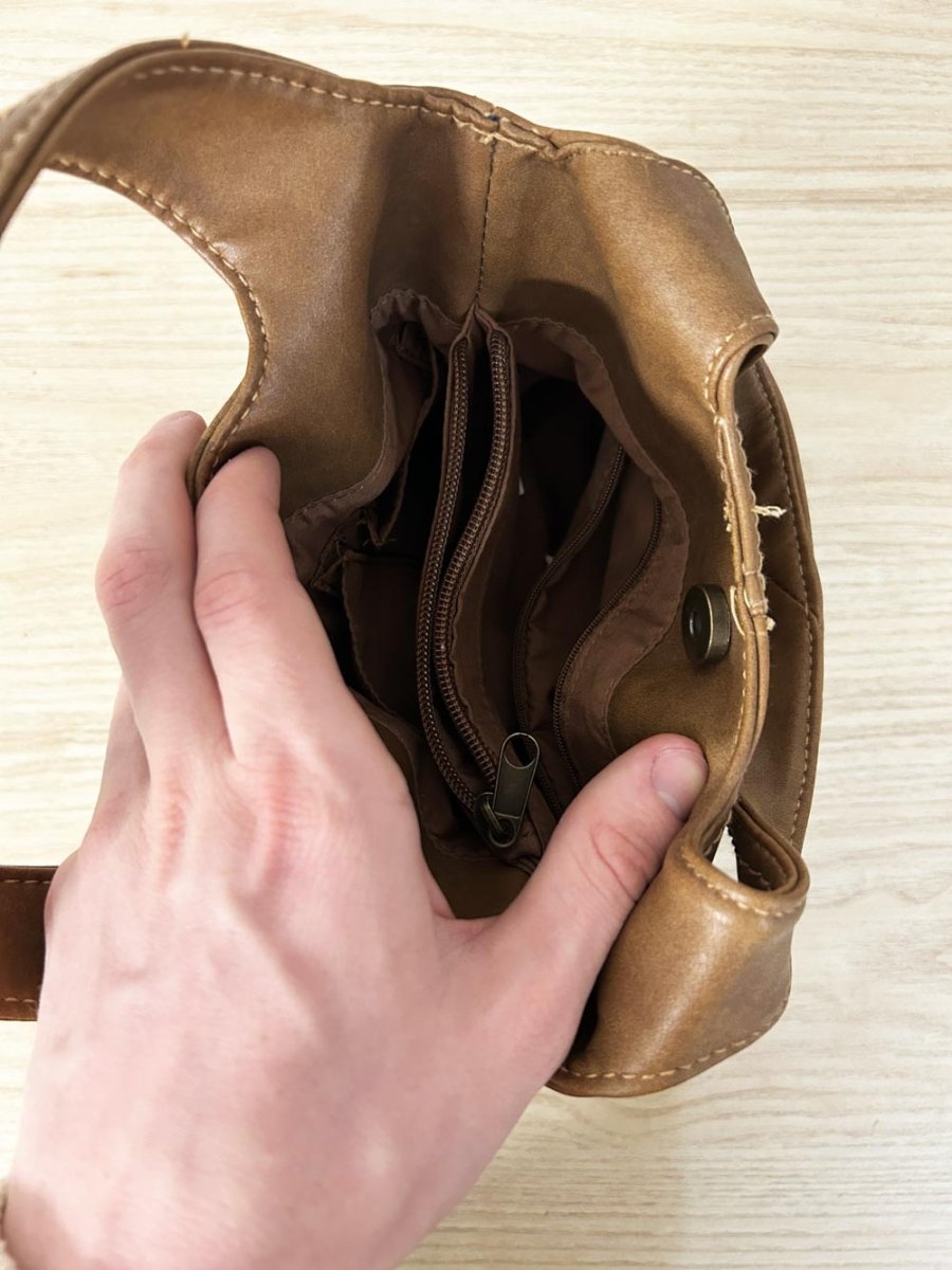 vintage 00s levi's faux leather handbag - good market thrift store