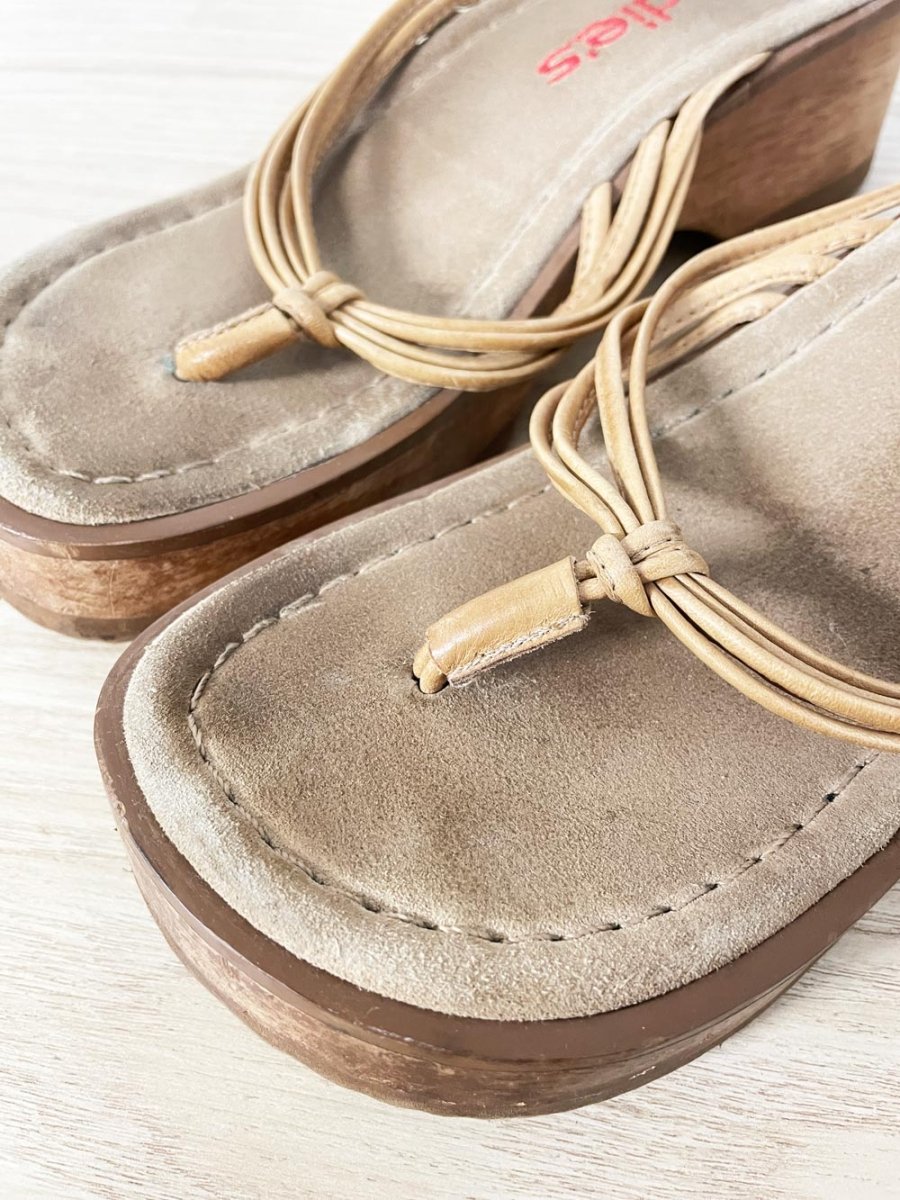 y2k candies wood clog thong platform sandals - good market thrift store