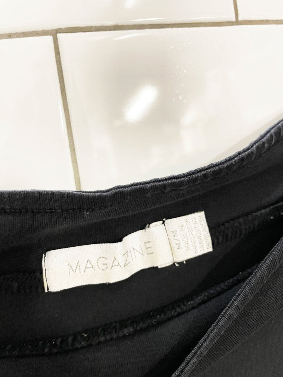 vintage 00s magazine off shoulder minimal tee - good market thrift store