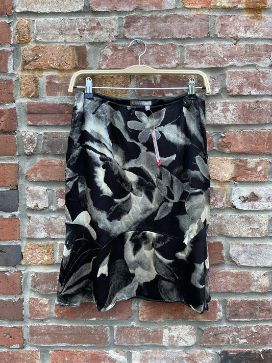 vintage 00s tristan & iseut satin rose mini skirt