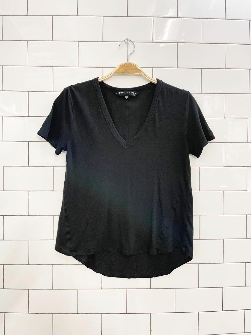 veronica beard cindy modal - cotton v - neck tee - good market thrift store