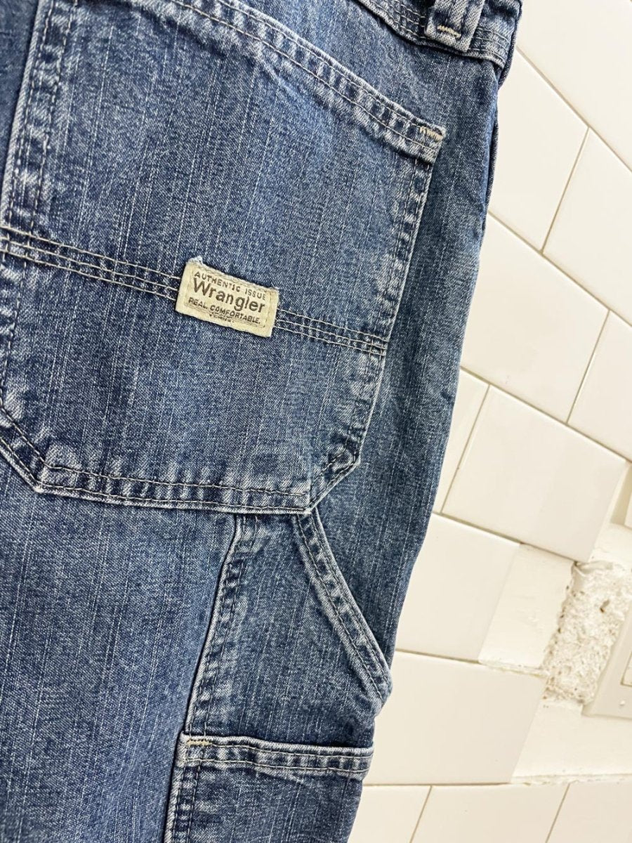 vintage 00s wrangler carpenter long denim shorts - good market thrift store