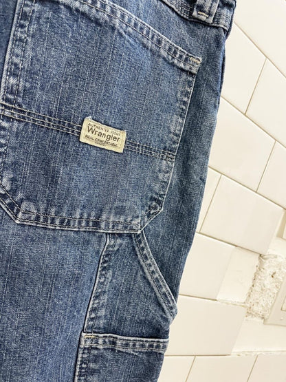 vintage 00s wrangler carpenter long denim shorts - good market thrift store