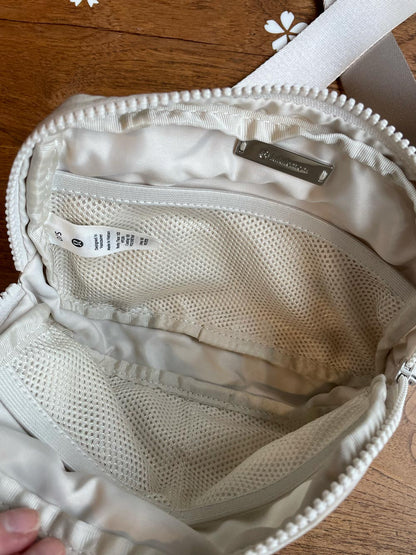 lululemon everywhere belt bag