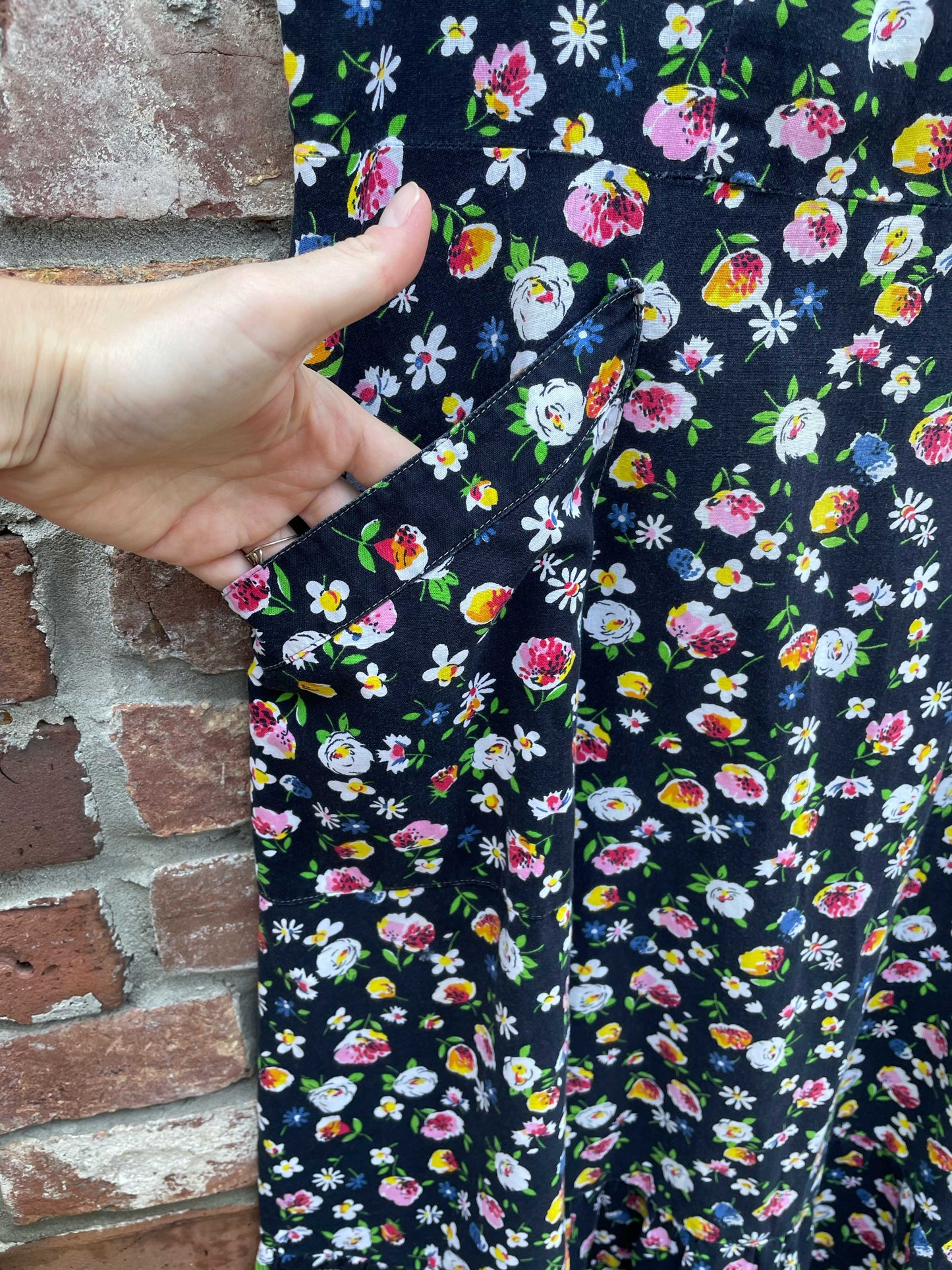 vintage floral country button back midi dress