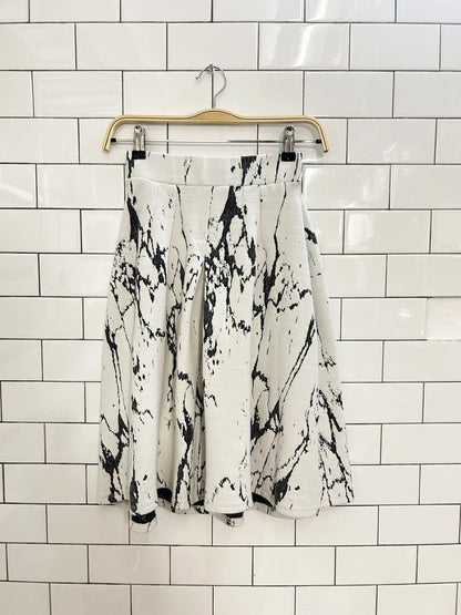 everleigh pleated marble knit a - line skirt - good market thrift store