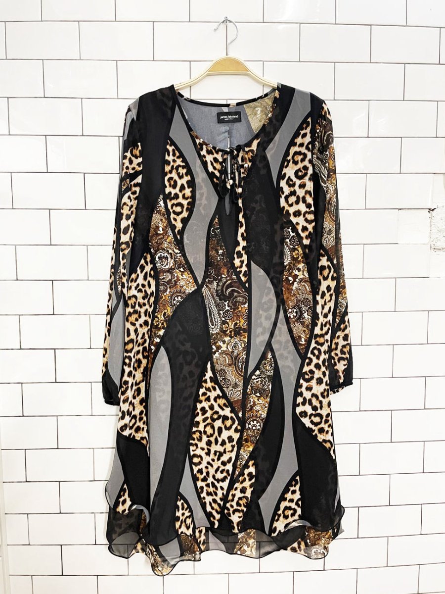 atterly james lakeland wave hem animal print dress | made in Italy - good market thrift store