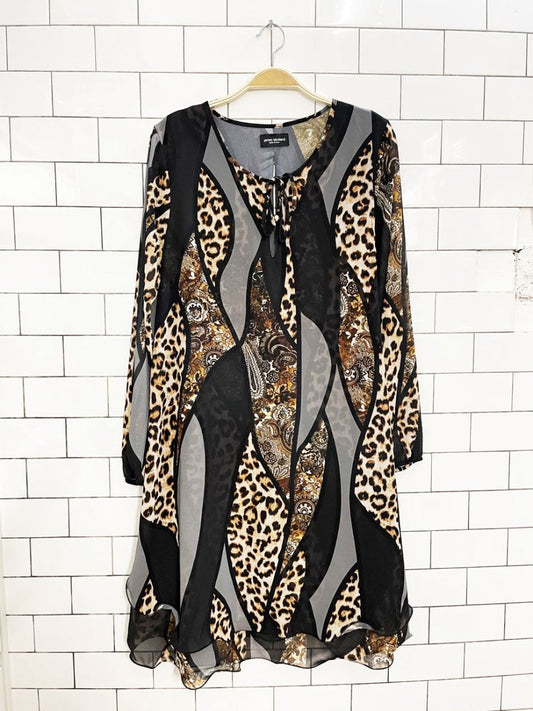 atterly james lakeland wave hem animal print dress | made in Italy - good market thrift store