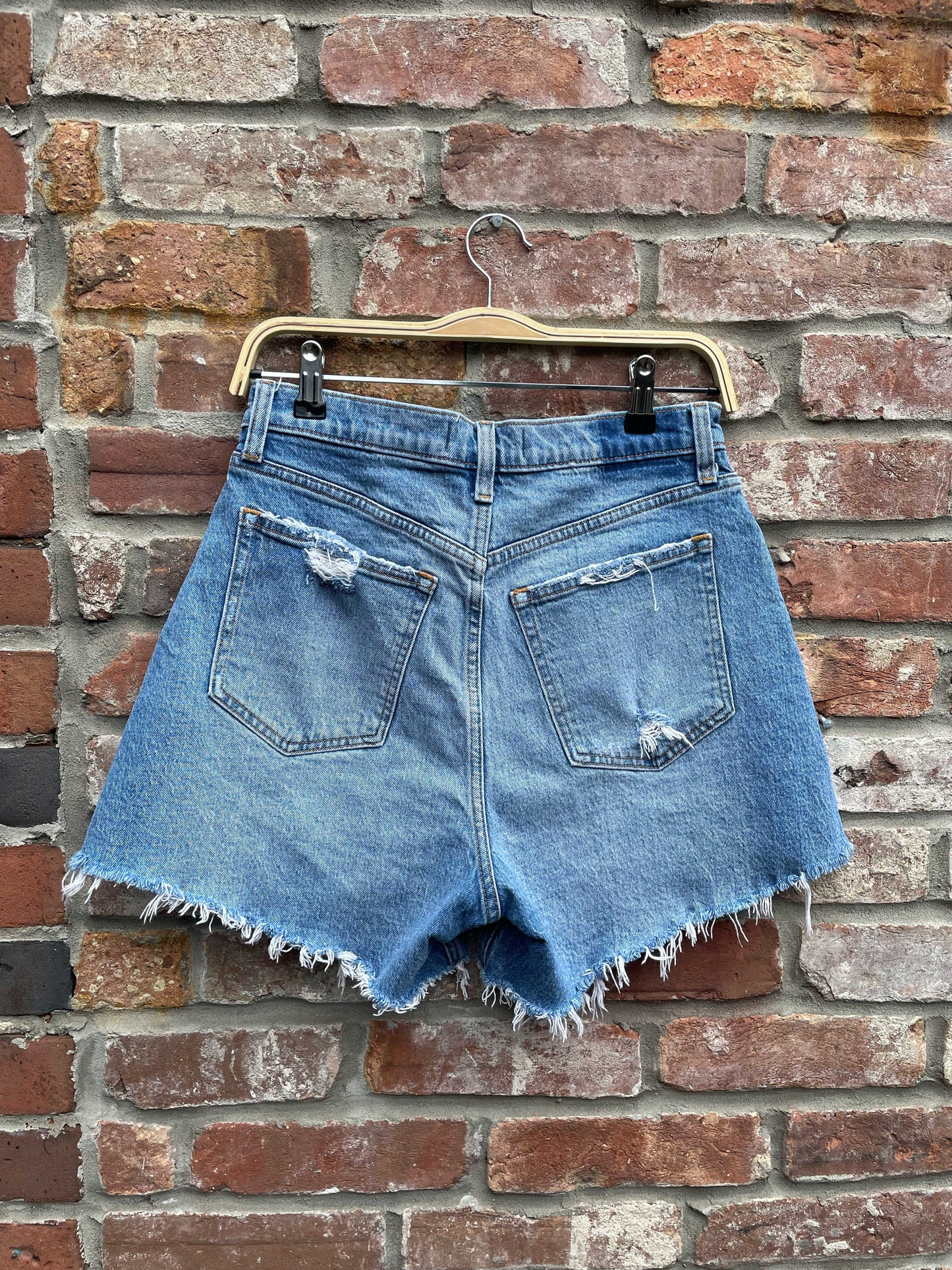 abercrombie high rise dad cutt off jean short