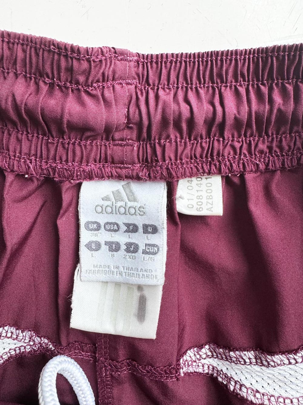 vintage 00s adidas three stripes sporty prep athletic shorts