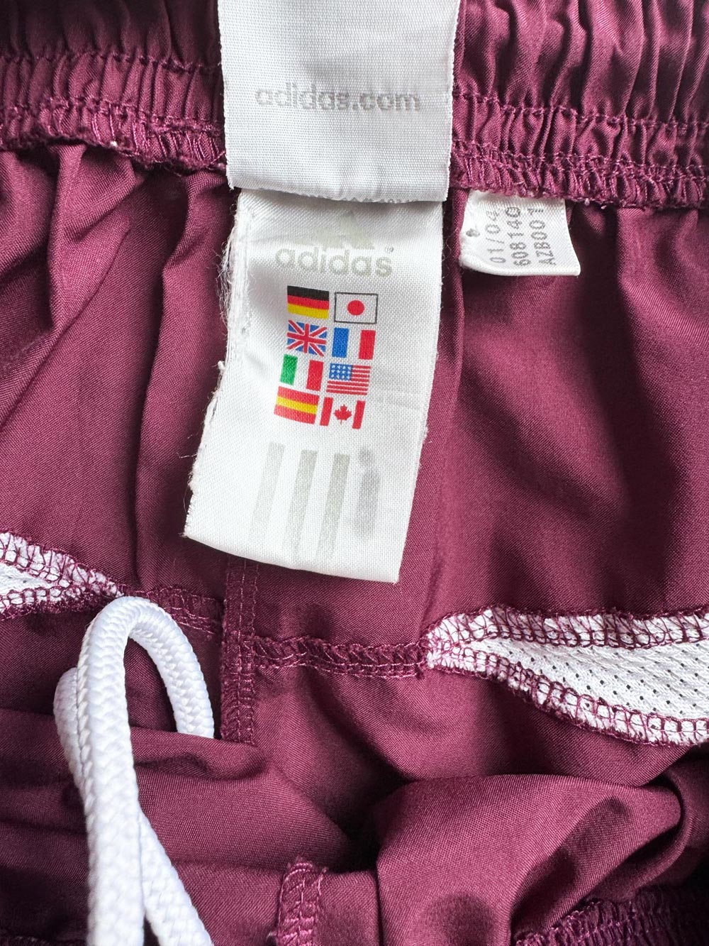 vintage 00s adidas three stripes sporty prep athletic shorts