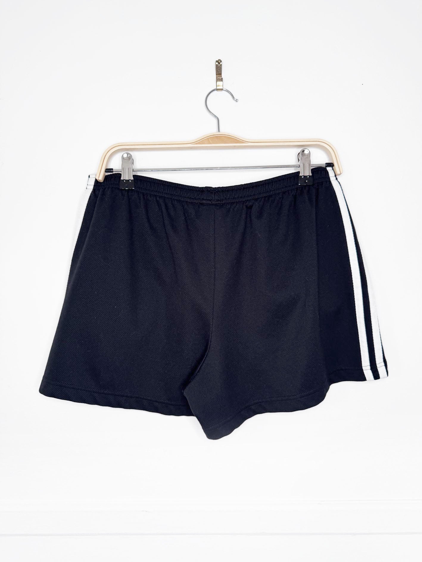 vintage 00s adidas three stripes sporty prep athletic shorts