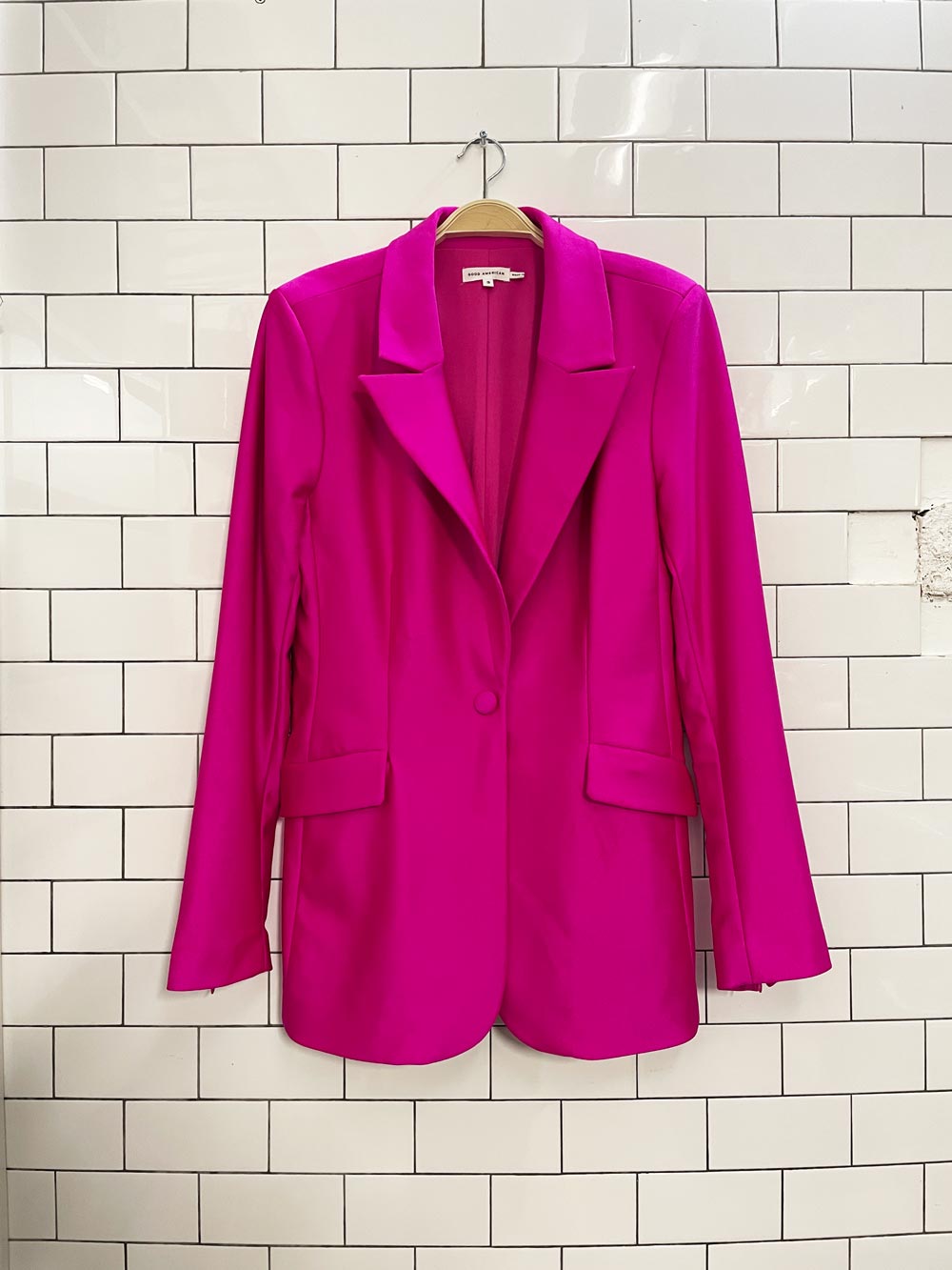 good american 2024 compression shine sculpted blazer - good market thrift store
