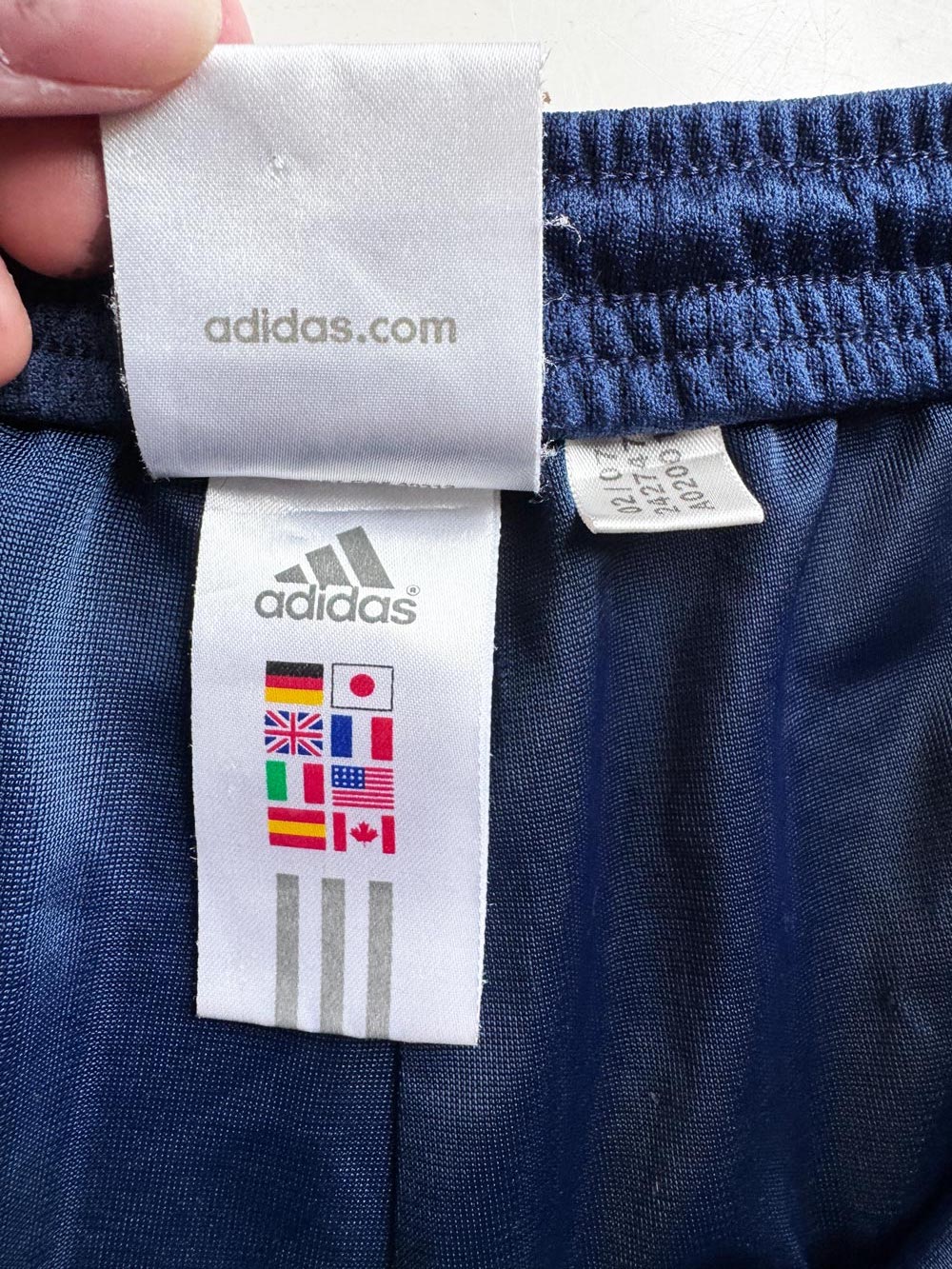 vintage 00s adidas three stripes sporty prep athletic shorts