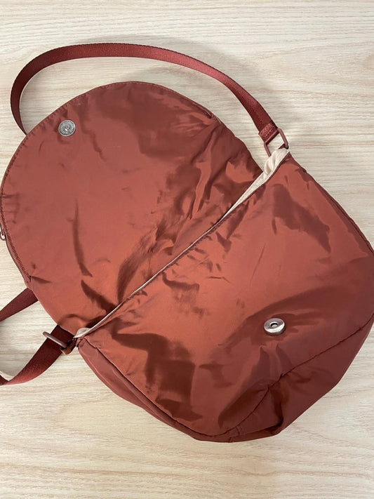 no name puffer half moon crossbody bag - good market thrift store