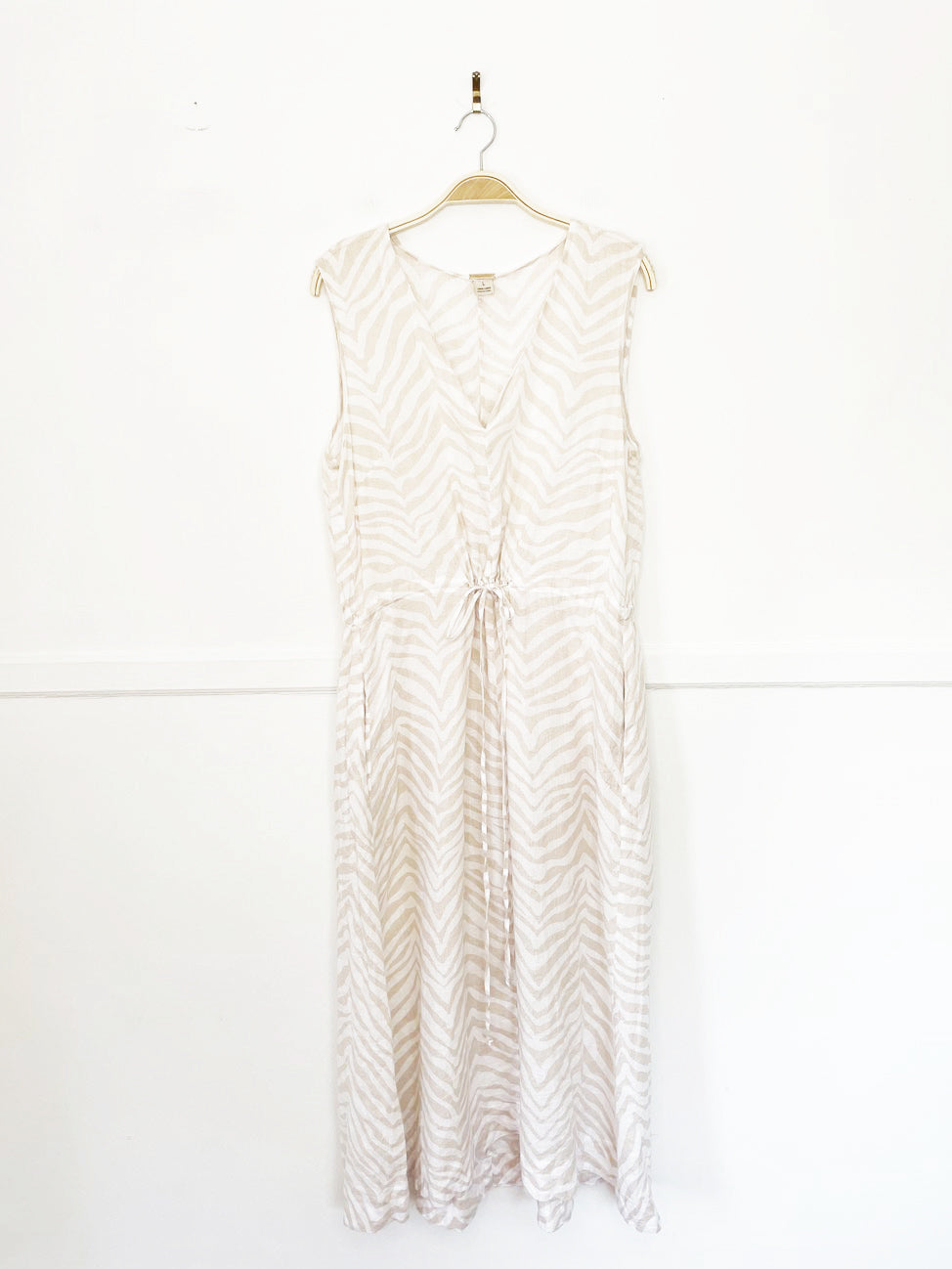 magaschoni 100% linen drawstring waist animal print maxi dress
