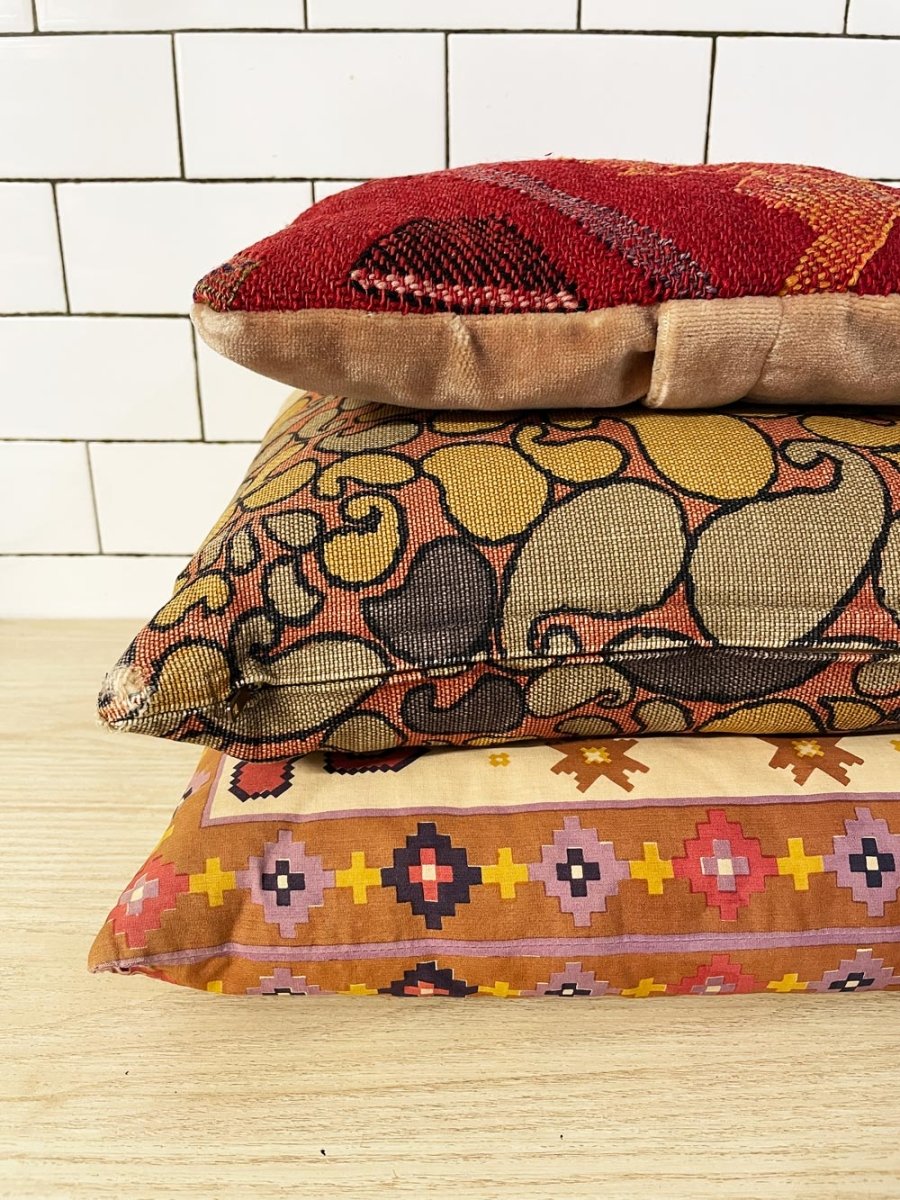 x3 vintage 70s southwestern feather throw pillows | set - good market thrift store