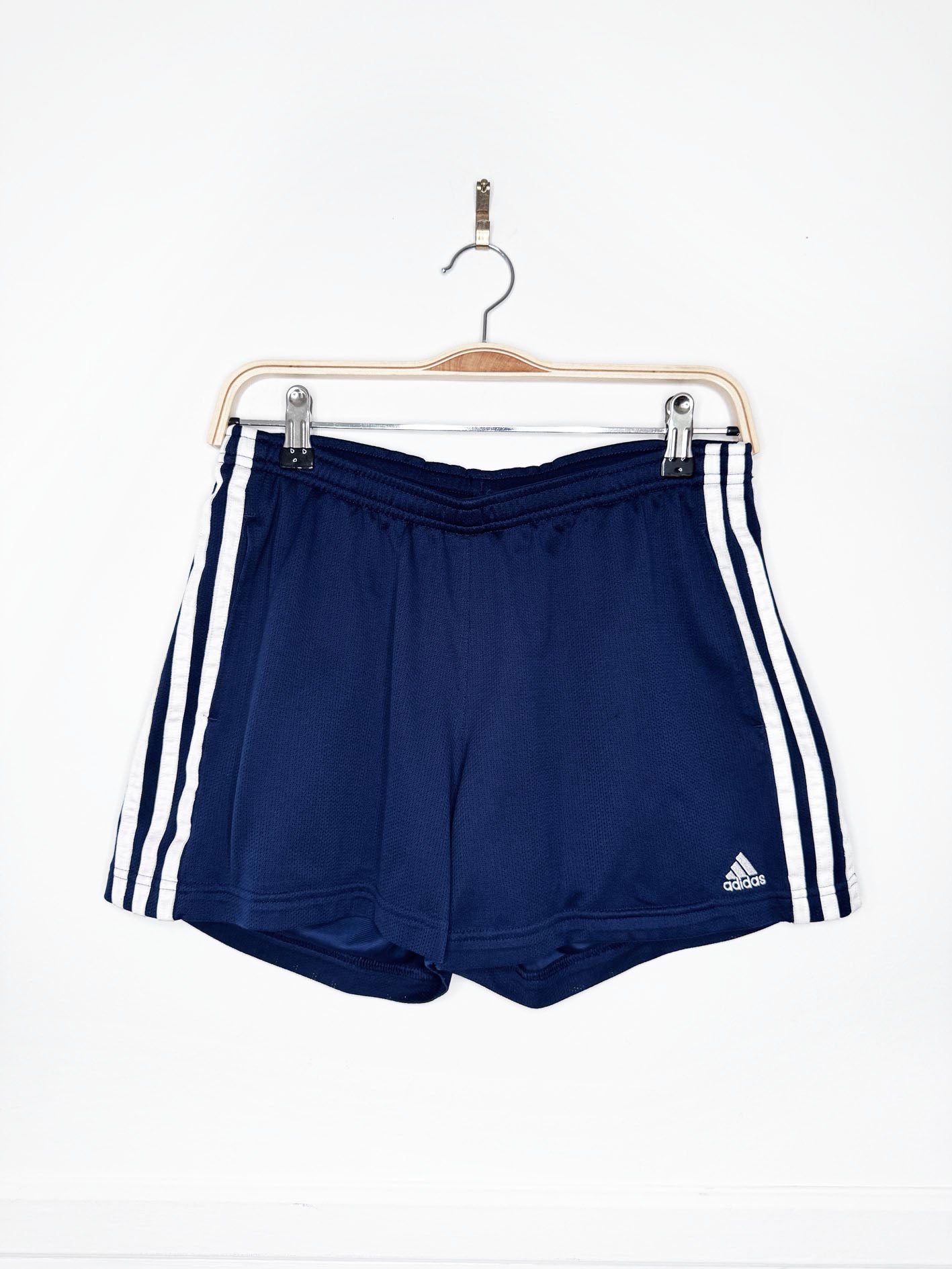 vintage 00s adidas three stripes sporty prep athletic shorts